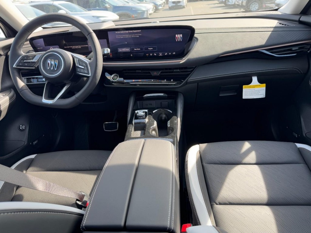 Buick Envision Vehicle Image 06