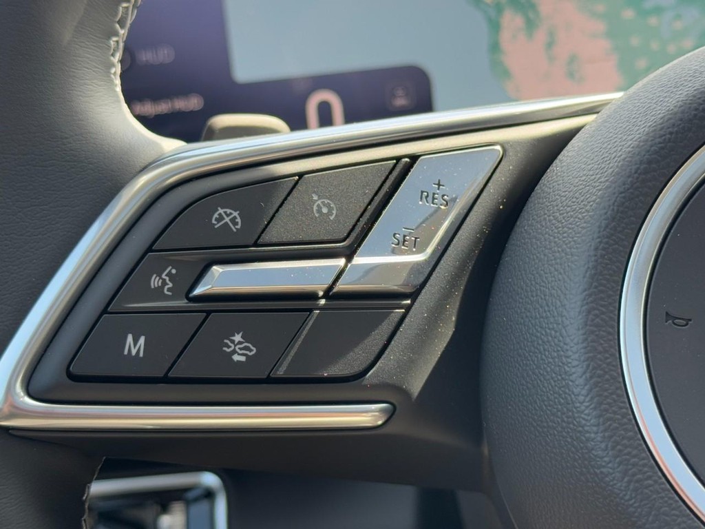 Buick Envision Vehicle Image 11