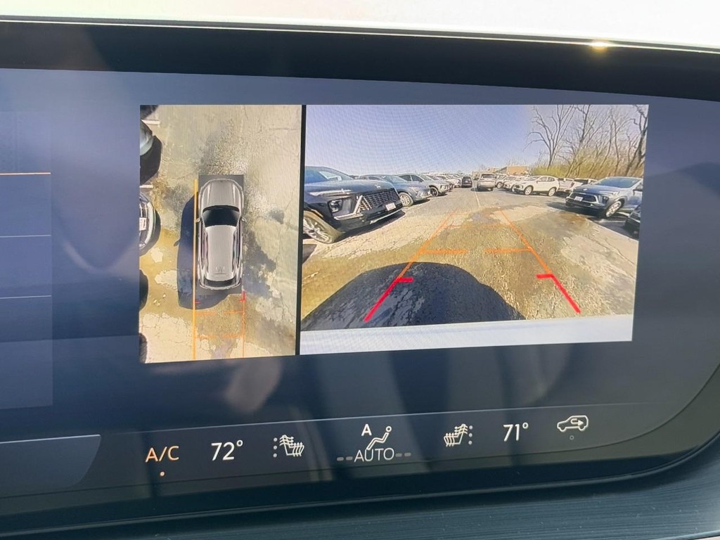 Buick Envision Vehicle Image 14