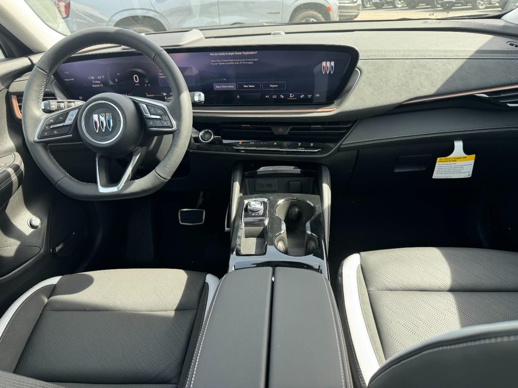 Buick Envision Vehicle Image 06