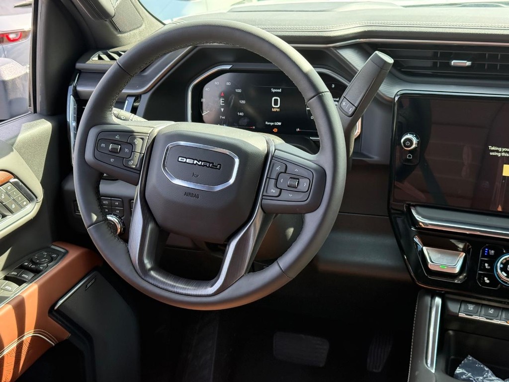 GMC Sierra 2500HD Vehicle Image 08