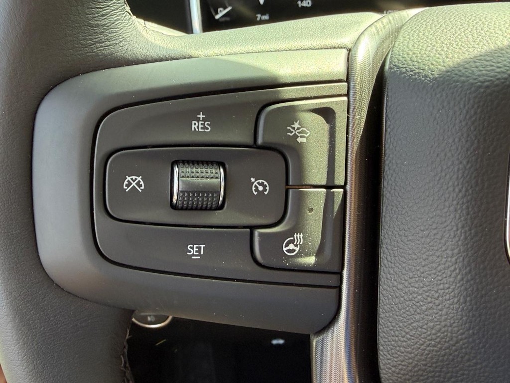 GMC Sierra 2500HD Vehicle Image 16