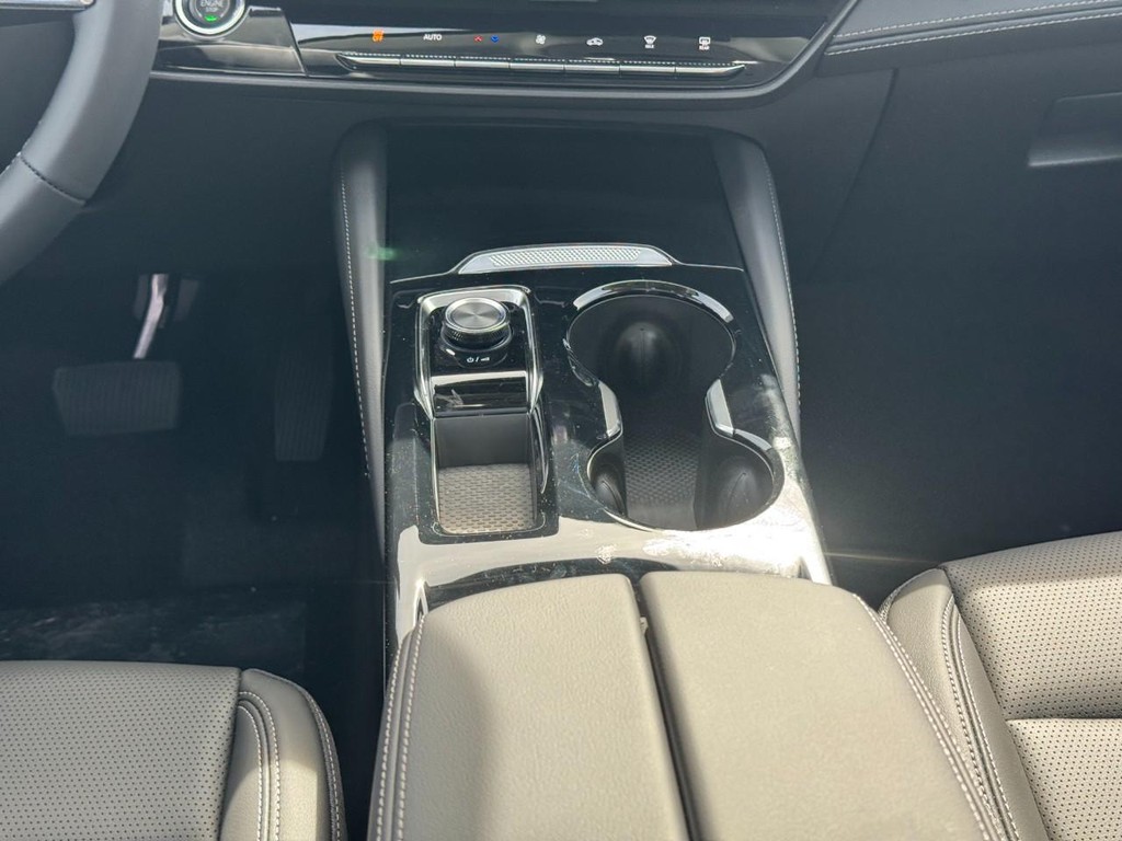 Buick Envision Vehicle Image 09