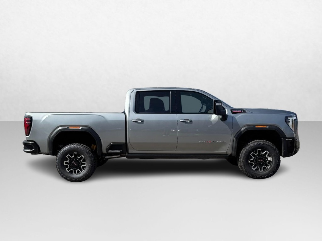 GMC Sierra 2500HD Vehicle Image 02