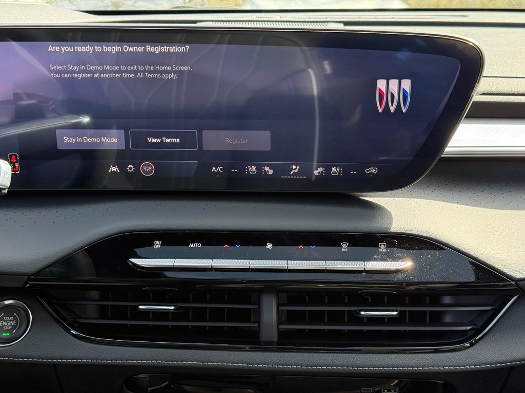 Buick Enclave Vehicle Image 08