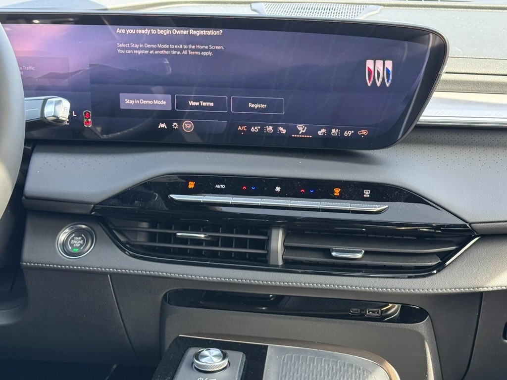 Buick Enclave Vehicle Image 08