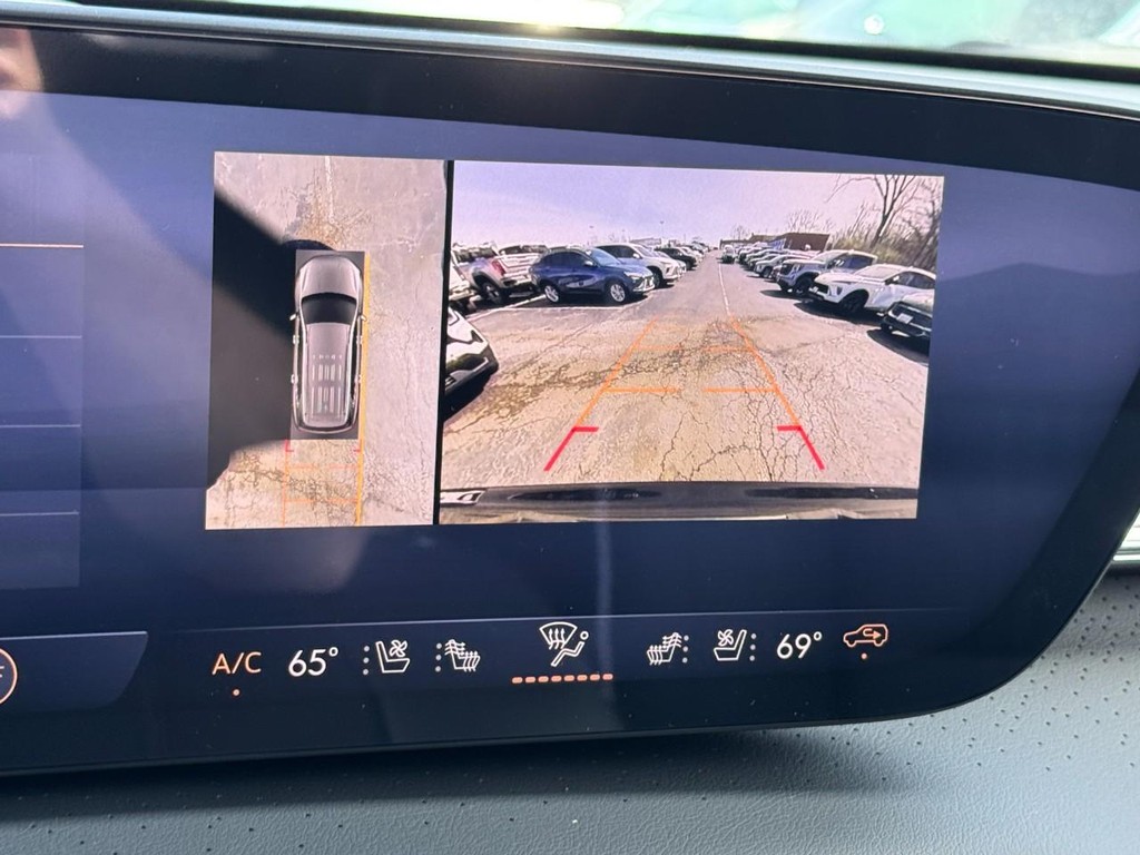 Buick Enclave Vehicle Image 14