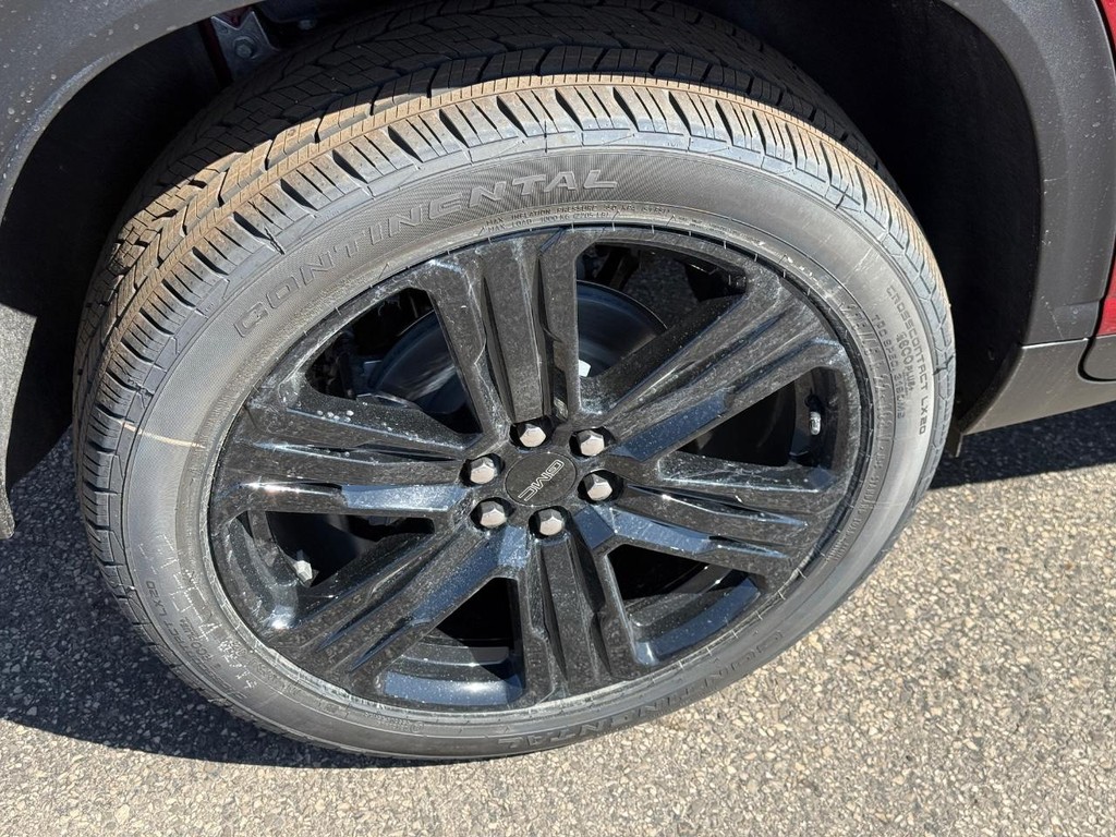 GMC Acadia Vehicle Image 05