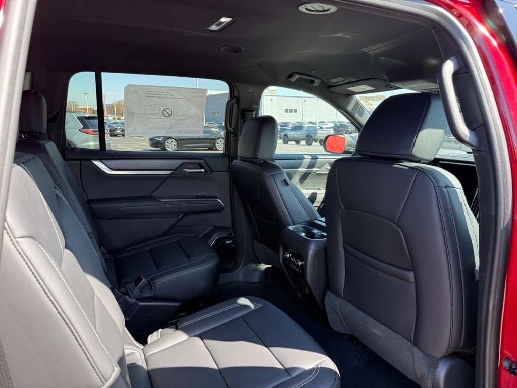 GMC Acadia Vehicle Image 07