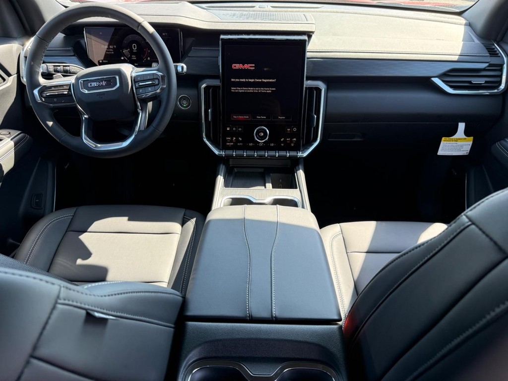 GMC Acadia Vehicle Image 08