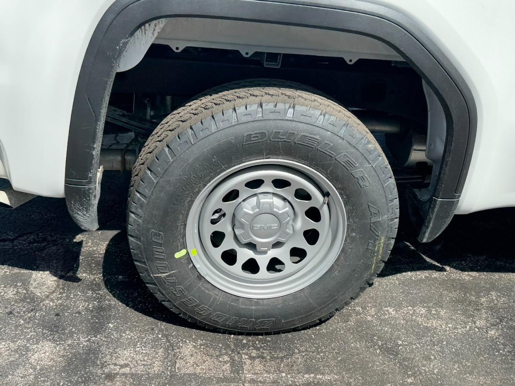 GMC Sierra 1500 Vehicle Image 04