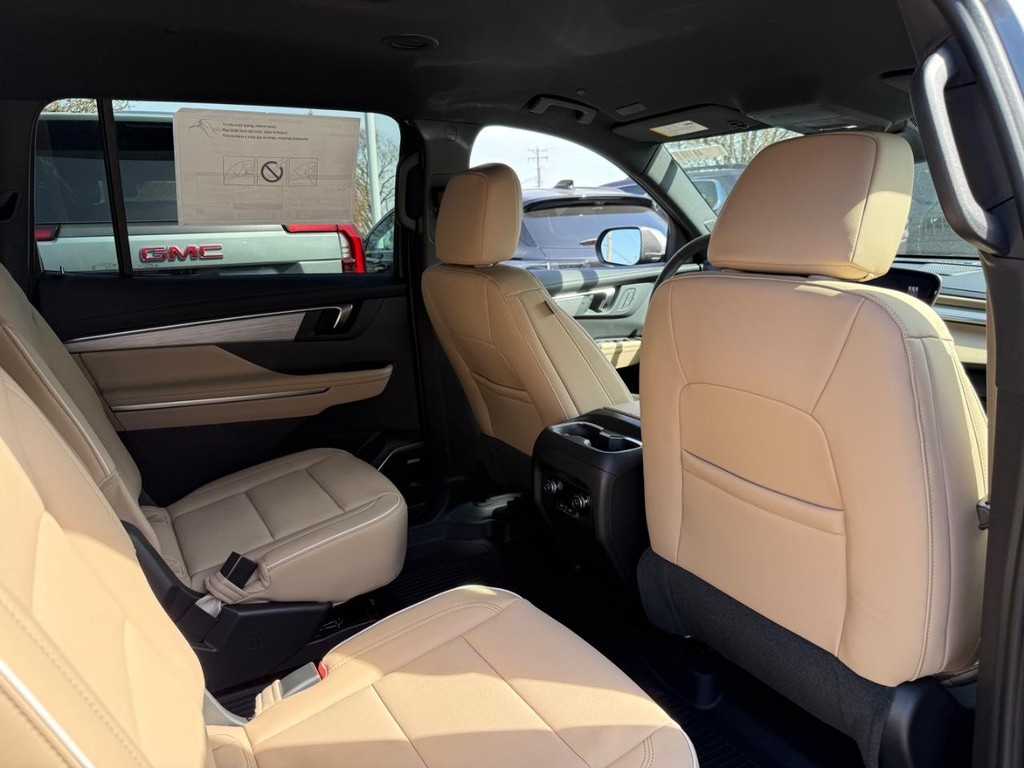 Buick Enclave Vehicle Image 06