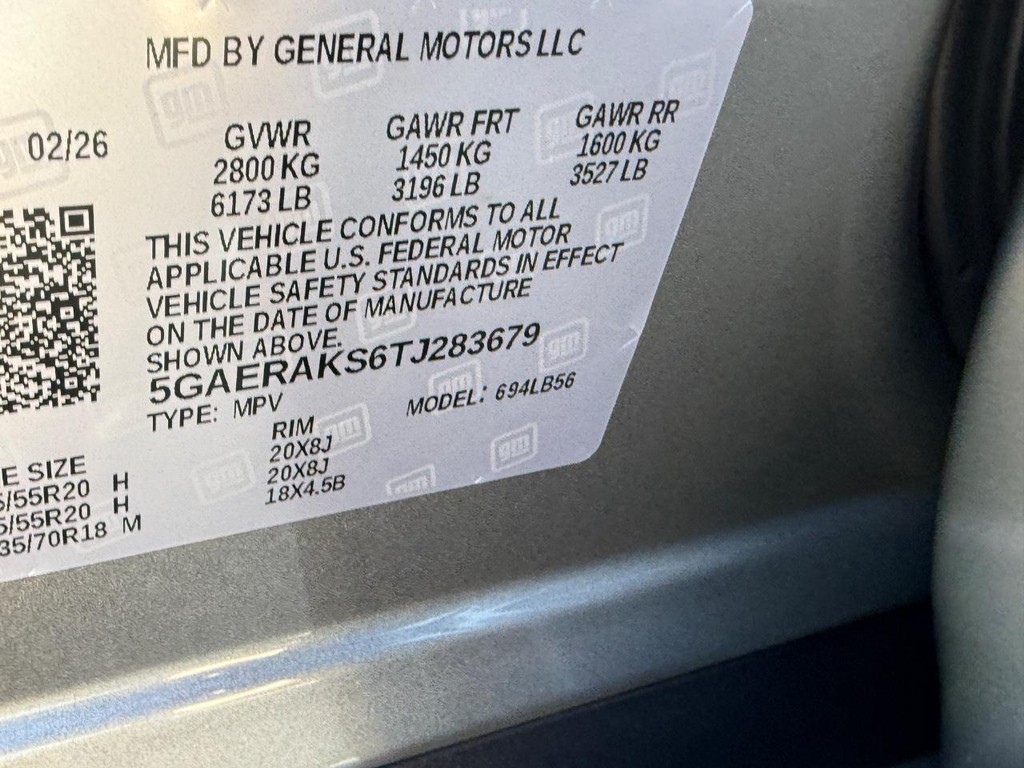 Buick Enclave Vehicle Image 18