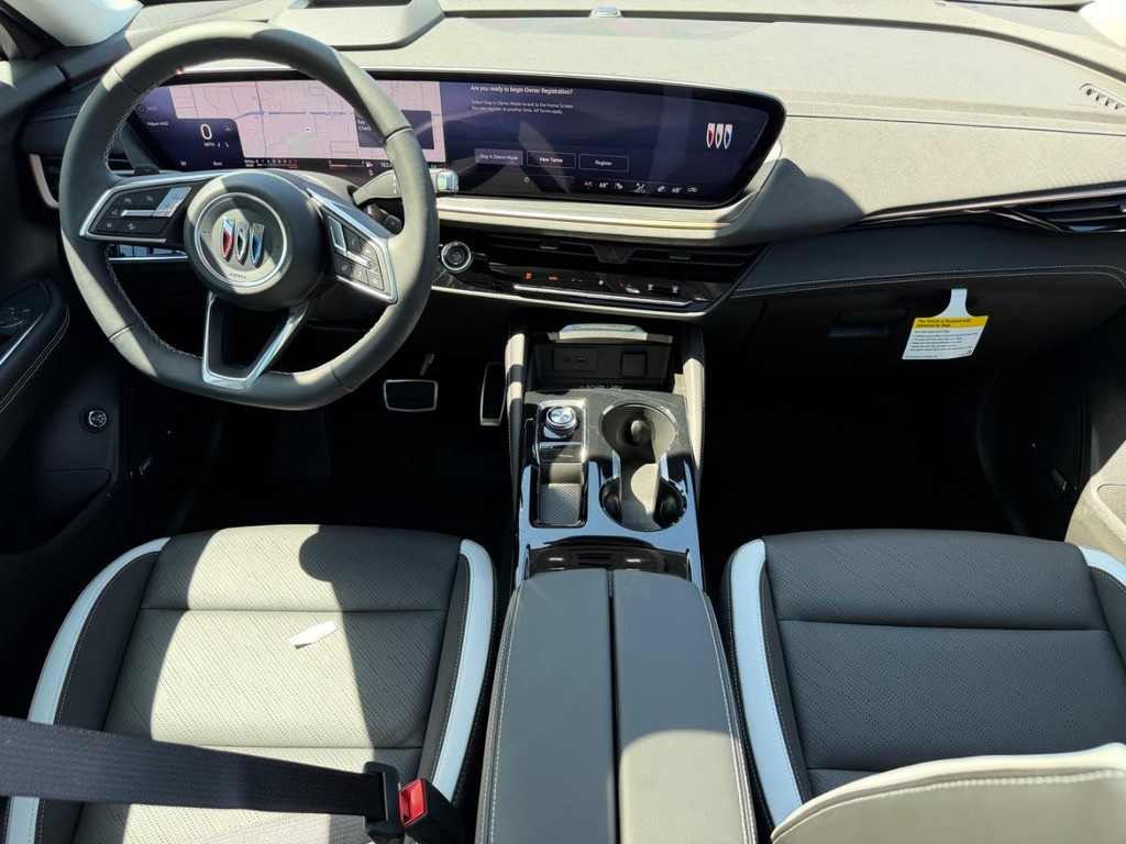 Buick Envision Vehicle Image 05