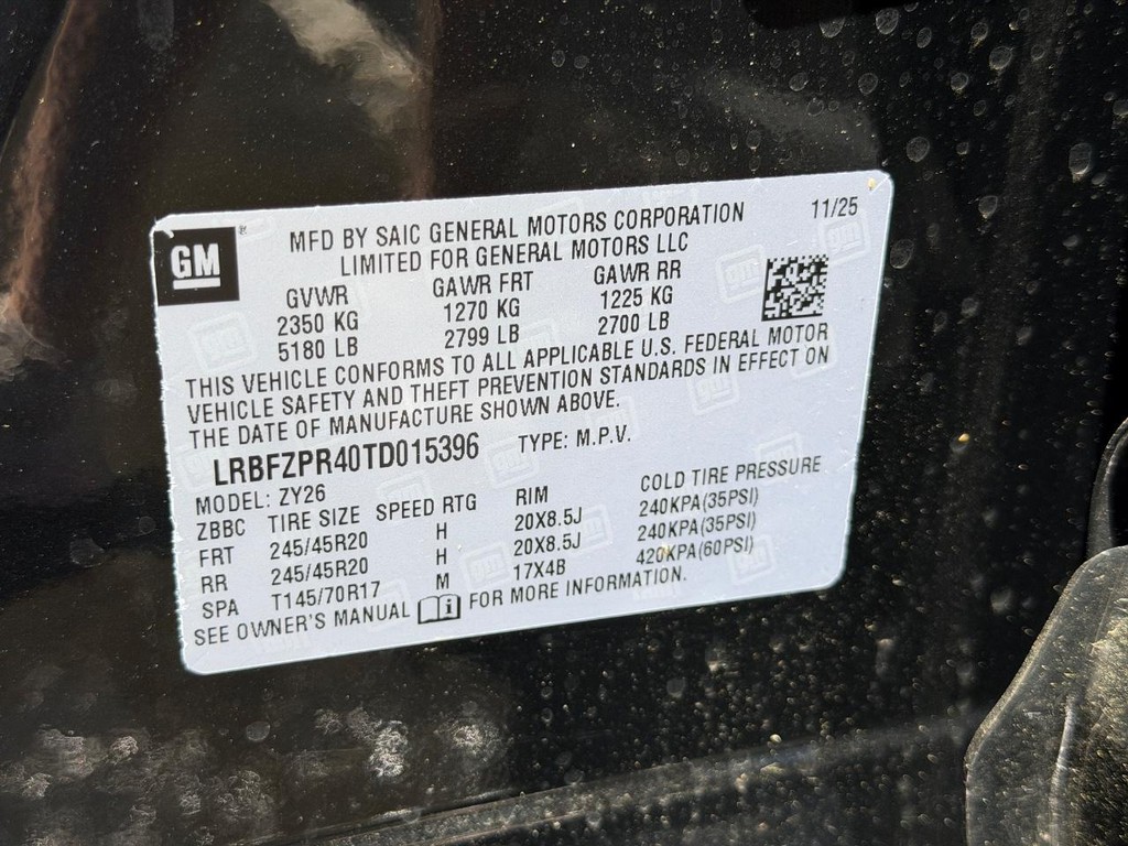 Buick Envision Vehicle Image 17