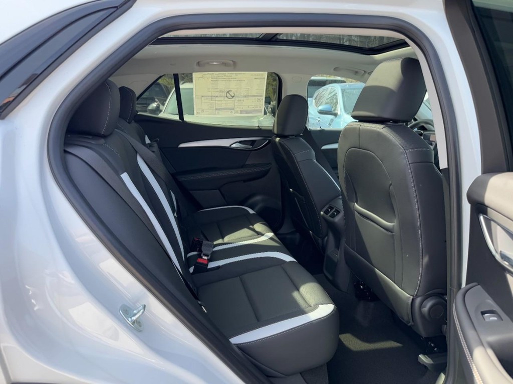 Buick Envision Vehicle Image 05