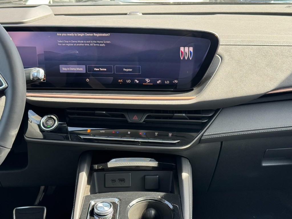 Buick Envision Vehicle Image 08