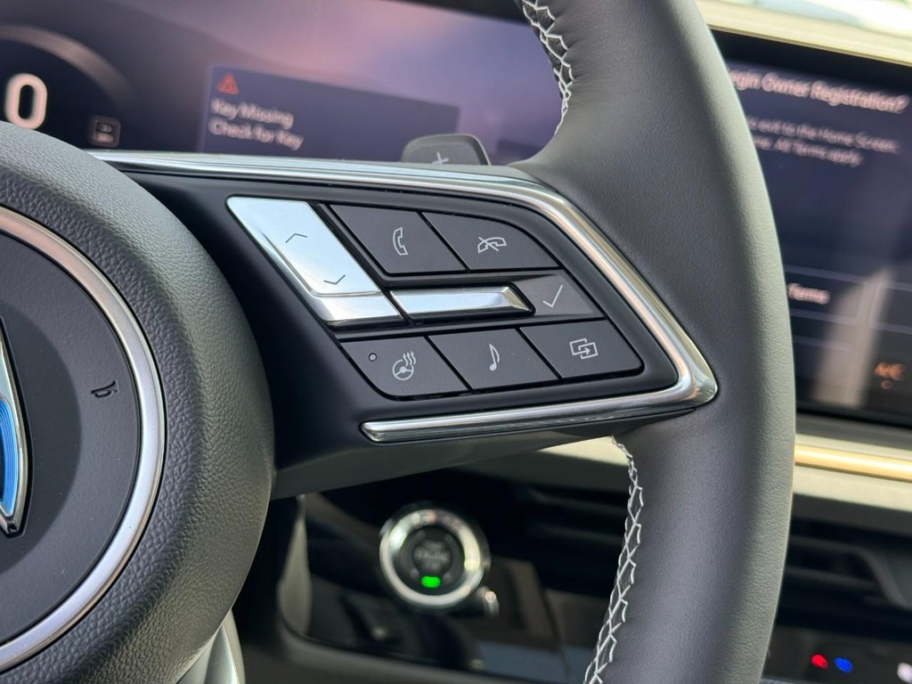 Buick Envision Vehicle Image 11