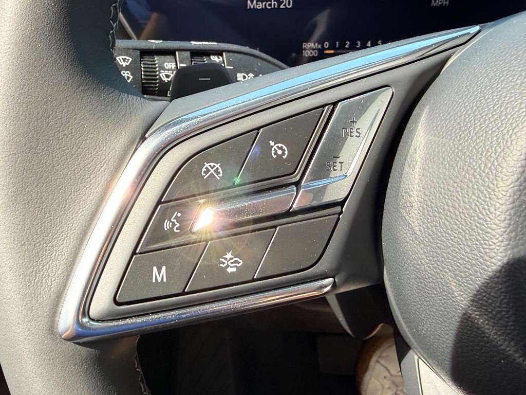Buick Envision Vehicle Image 12