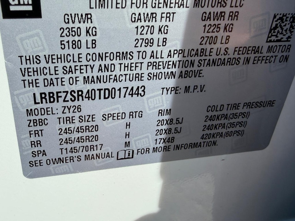 Buick Envision Vehicle Image 16