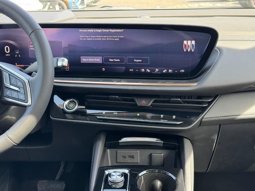 Buick Envision Vehicle Image 08