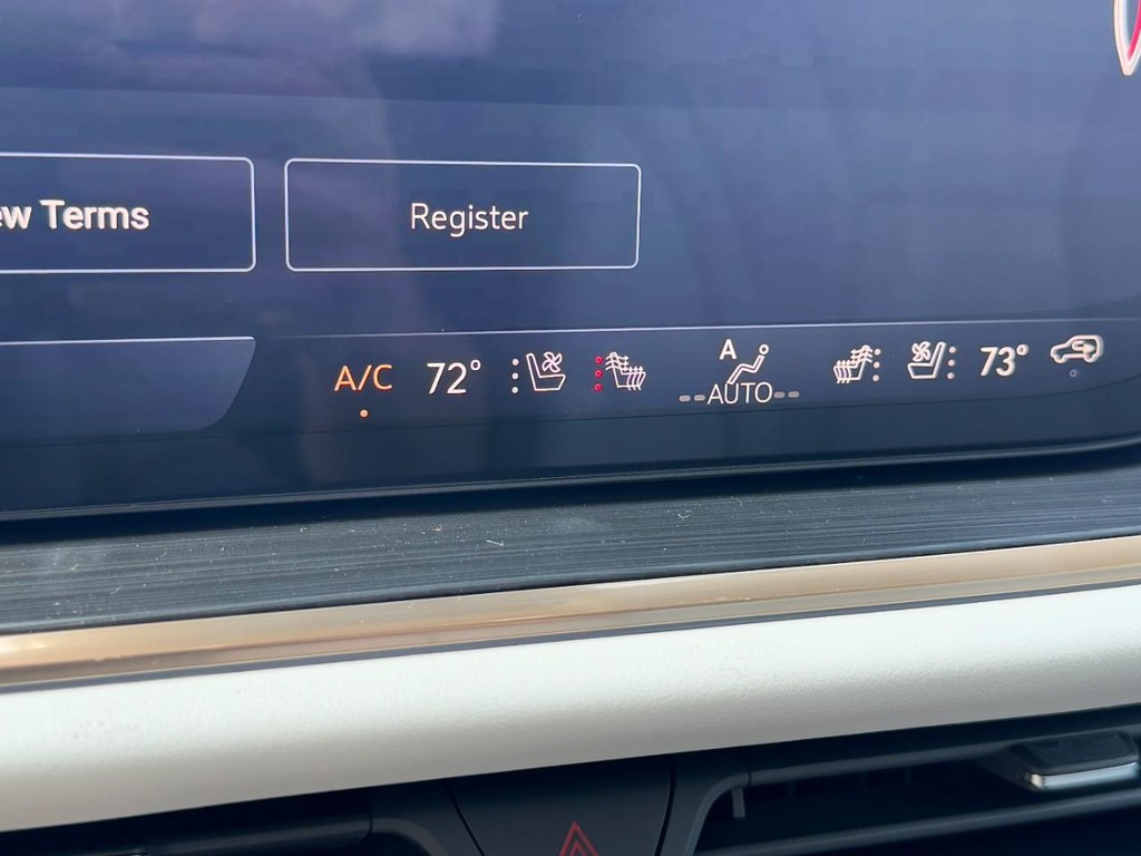 Buick Envision Vehicle Image 12