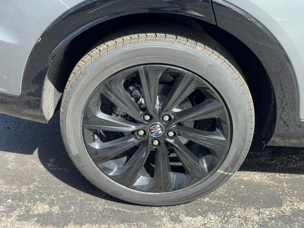 Buick Envista Vehicle Image 04