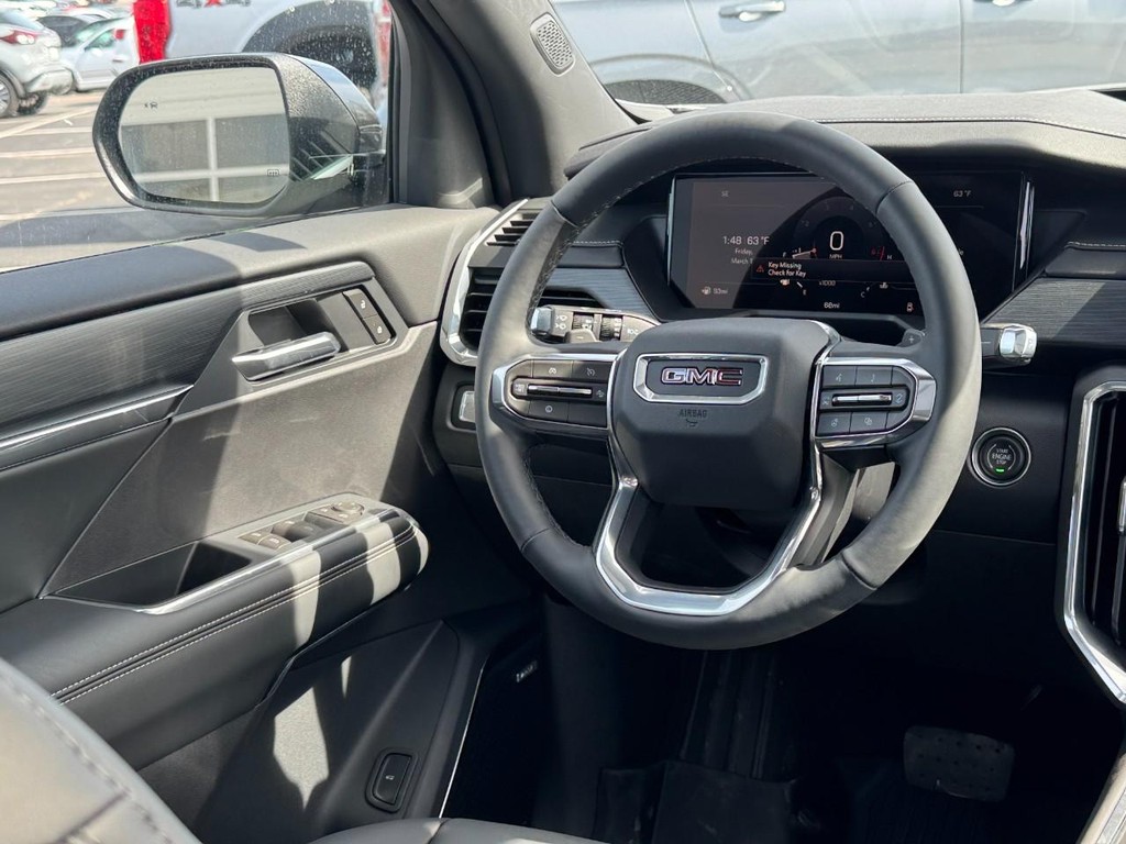 GMC Acadia Vehicle Image 08