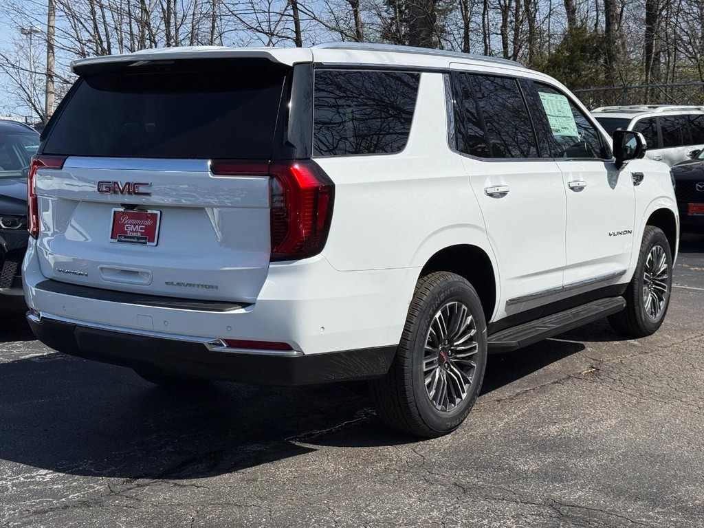 GMC Yukon Vehicle Image 03