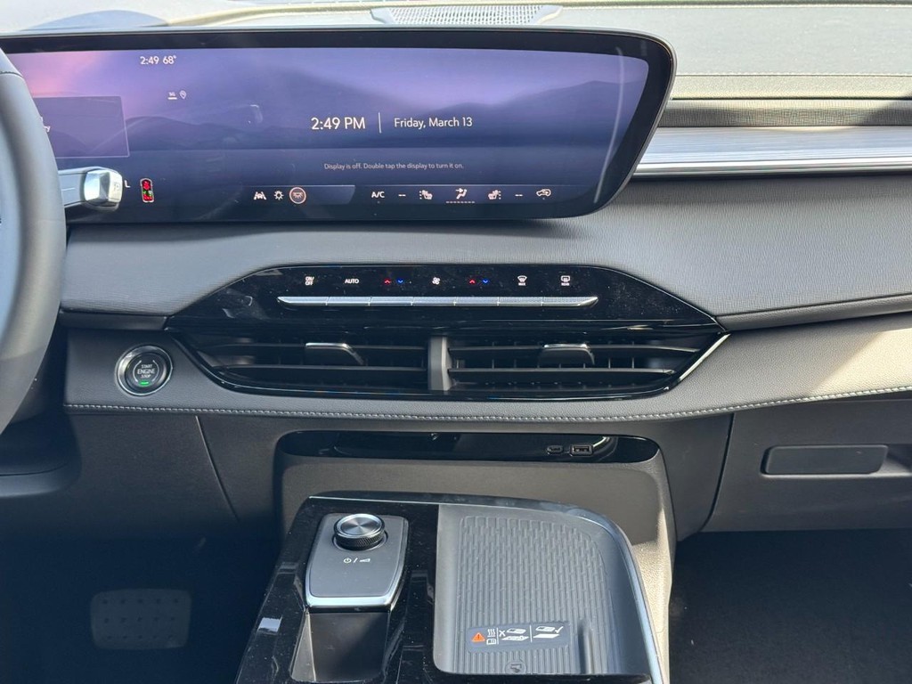 Buick Enclave Vehicle Image 09