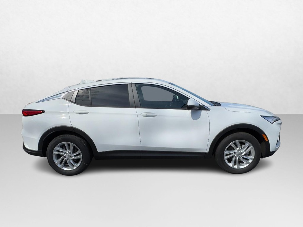 Buick Envista Vehicle Image 02