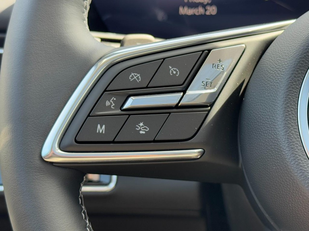 Buick Envision Vehicle Image 10