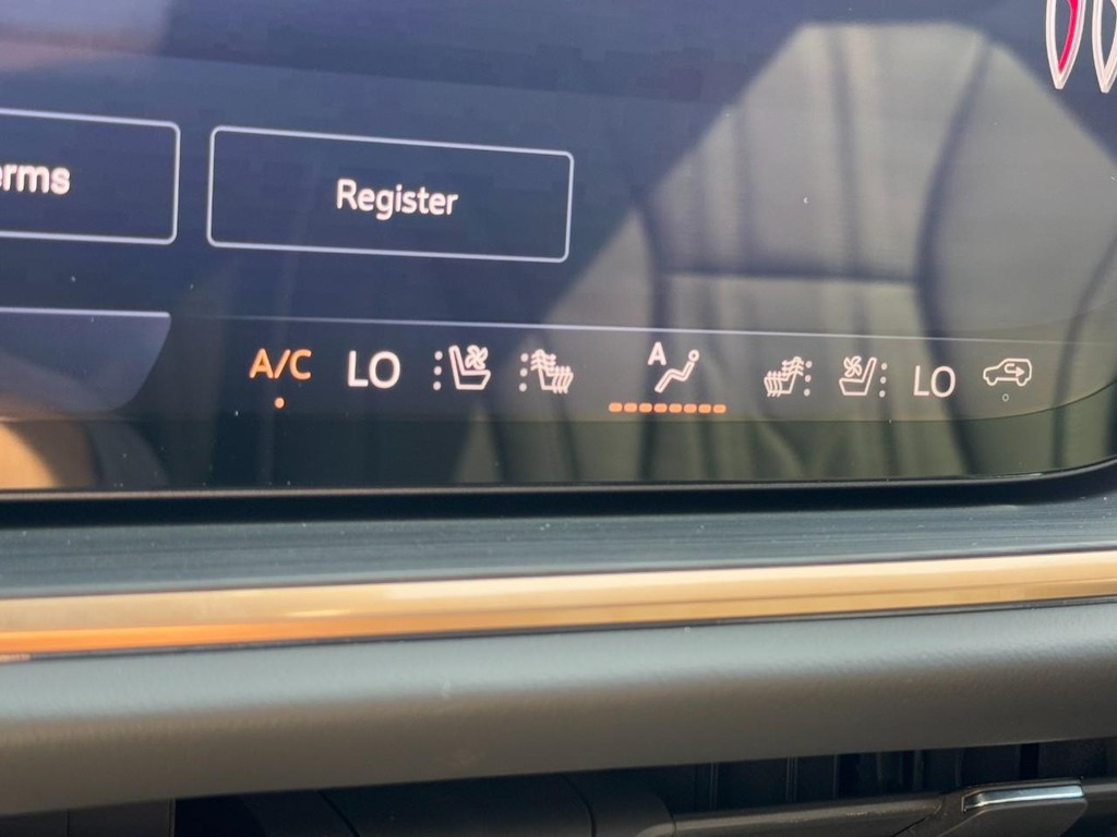 Buick Envision Vehicle Image 13