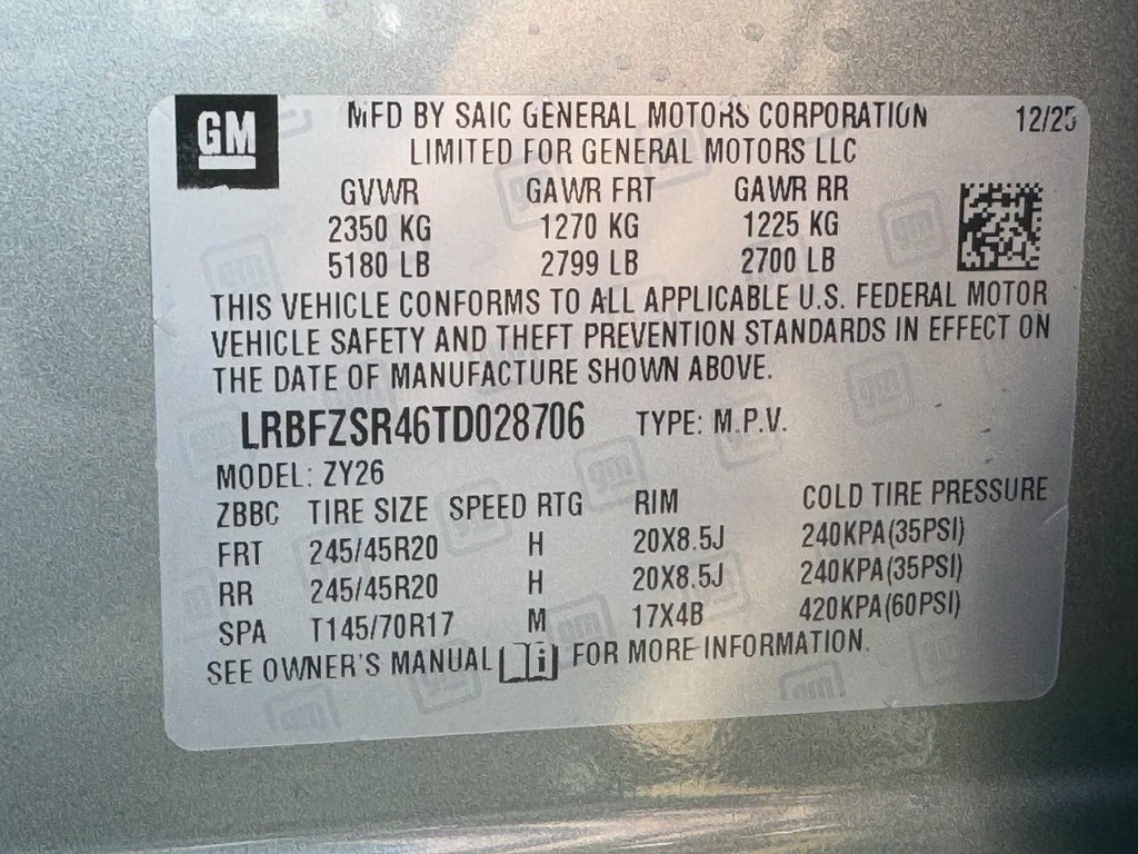 Buick Envision Vehicle Image 16