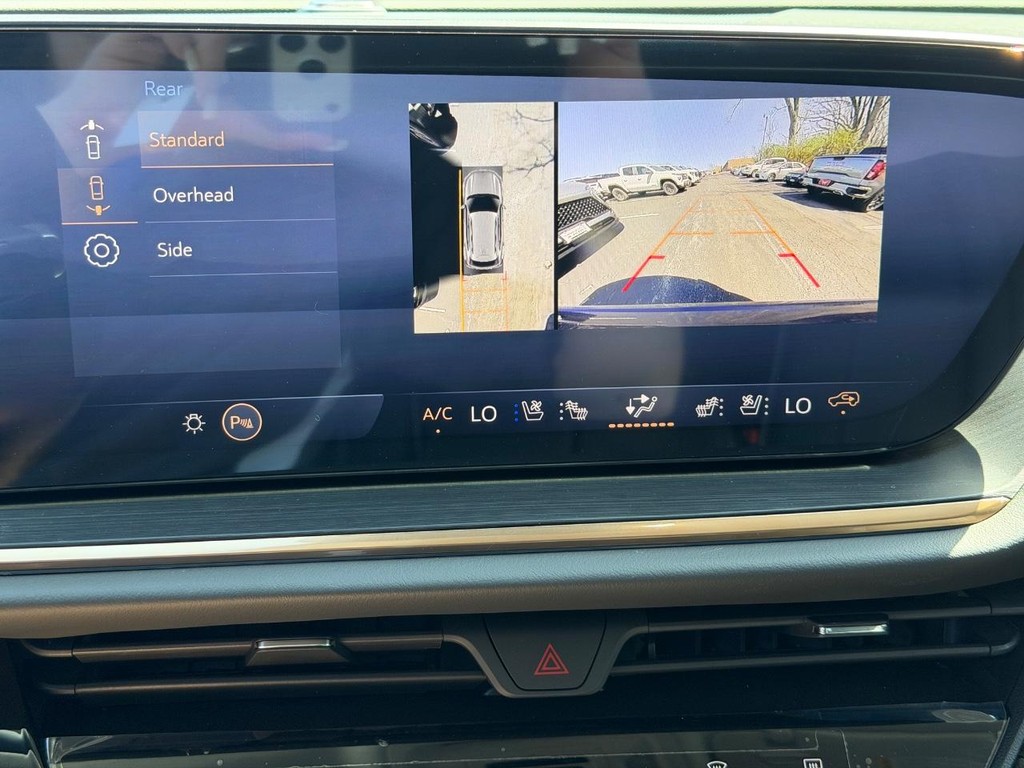 Buick Envision Vehicle Image 17