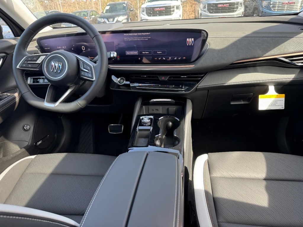 Buick Envision Vehicle Image 06