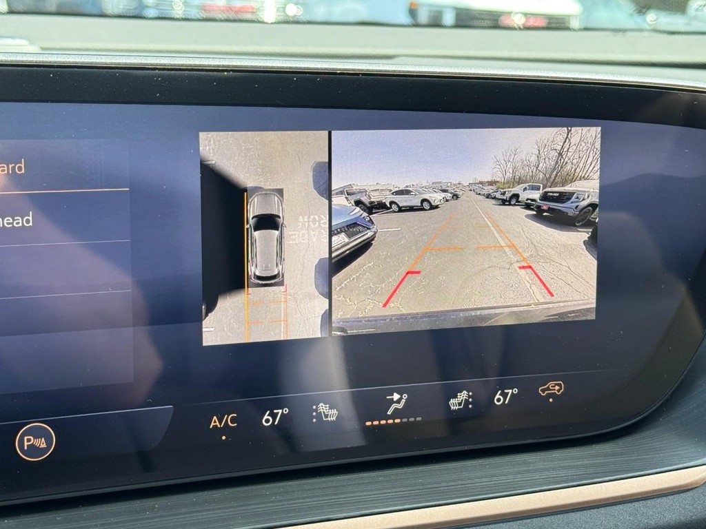 Buick Envision Vehicle Image 14