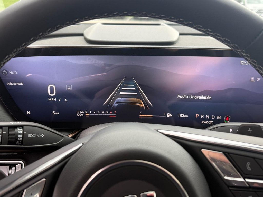 Buick Envision Vehicle Image 16