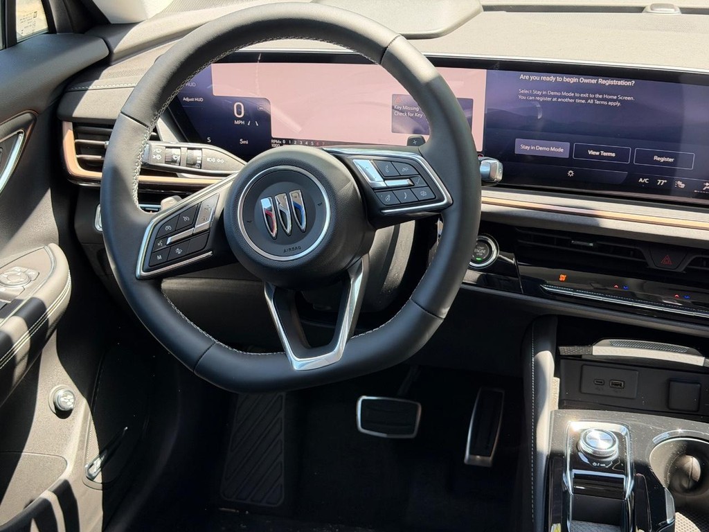 Buick Envision Vehicle Image 06