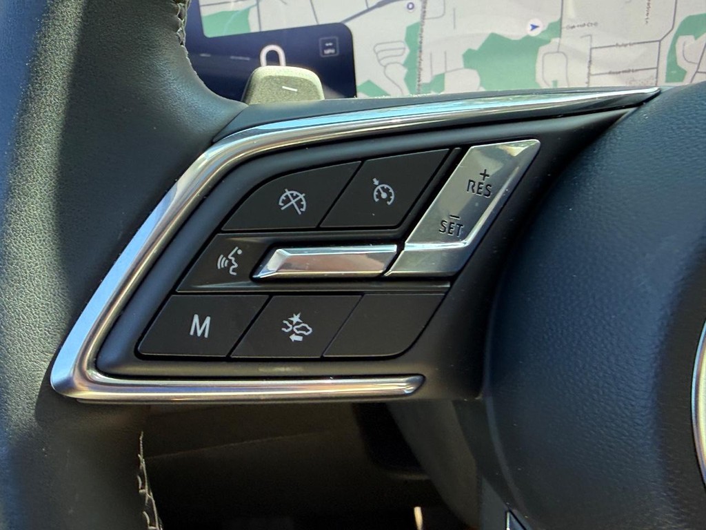 Buick Envision Vehicle Image 11