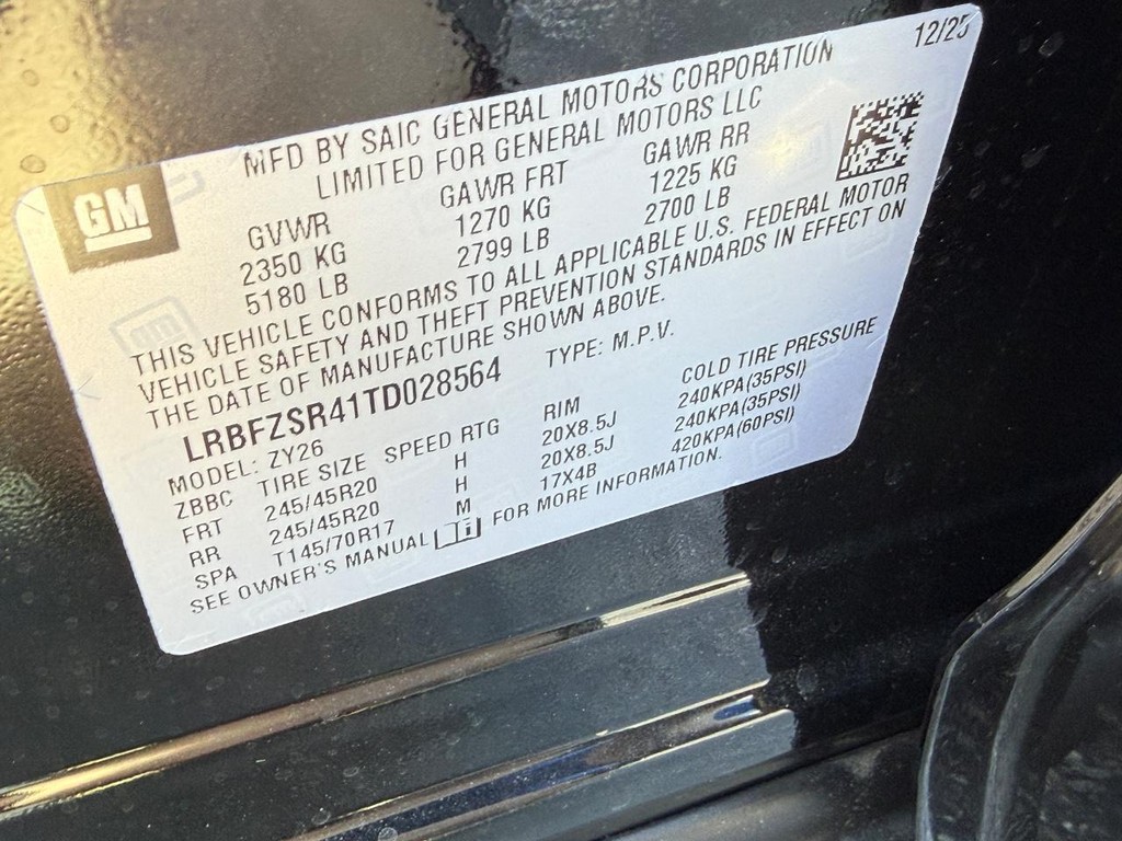 Buick Envision Vehicle Image 16