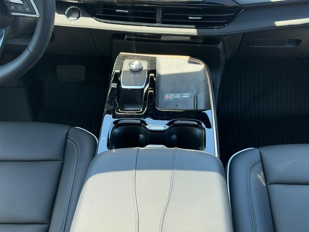 Buick Enclave Vehicle Image 09