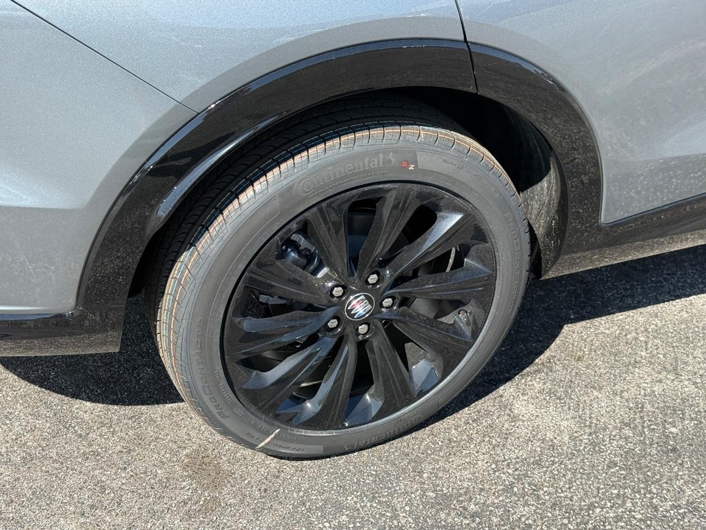 Buick Envista Vehicle Image 04