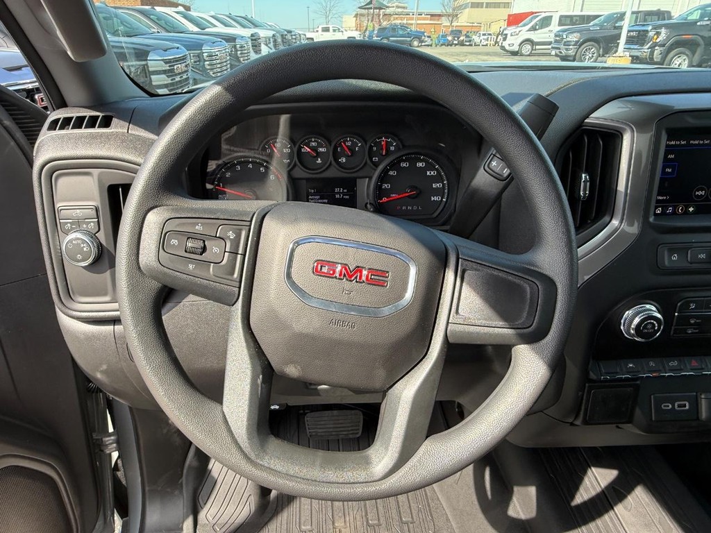 GMC Sierra 1500 Vehicle Image 09