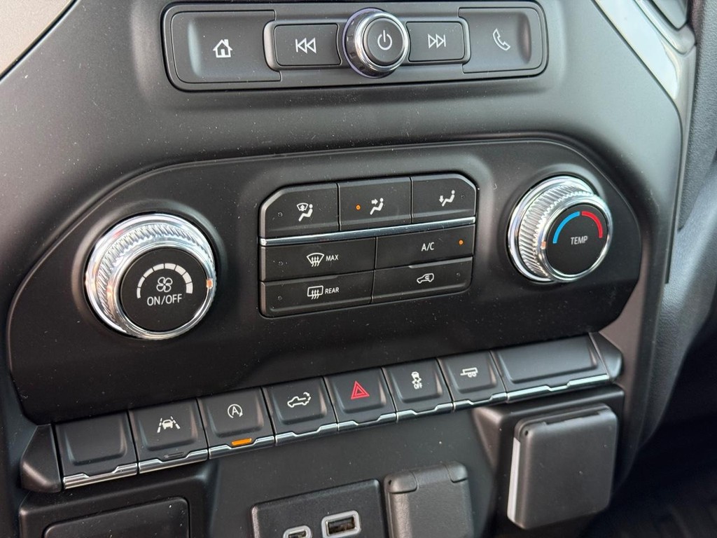 GMC Sierra 1500 Vehicle Image 14