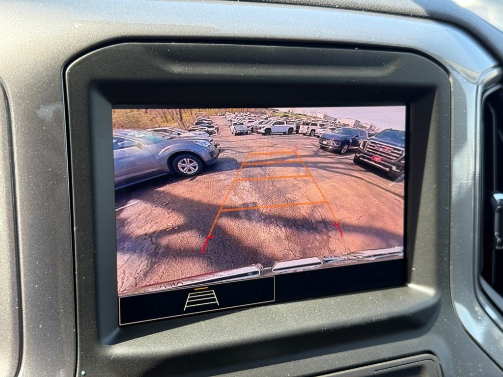 GMC Sierra 1500 Vehicle Image 11