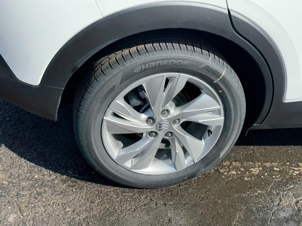 Buick Encore GX Vehicle Image 04