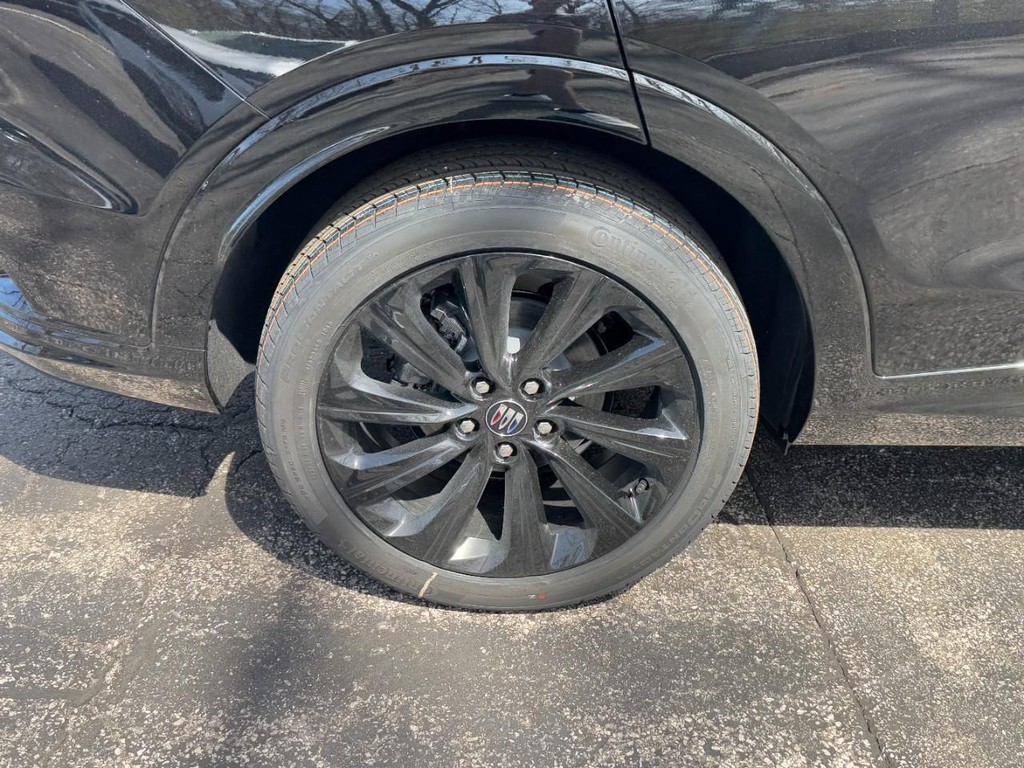 Buick Envista Vehicle Image 04