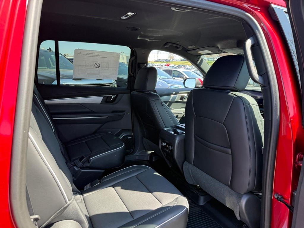 Buick Enclave Vehicle Image 06