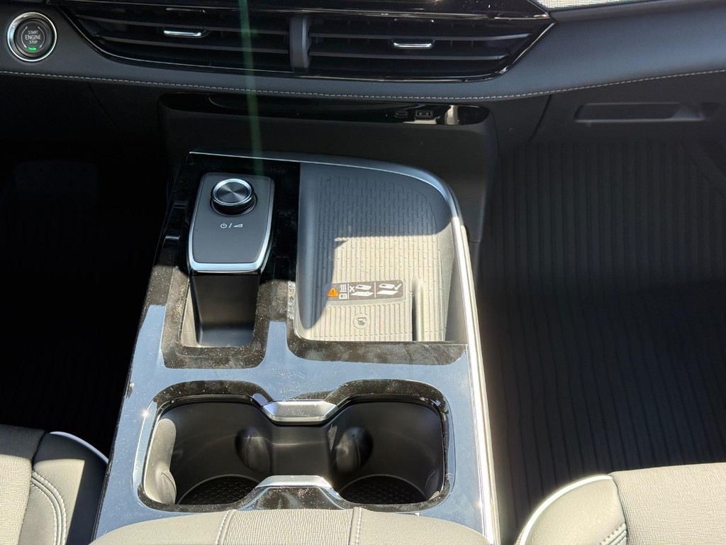 Buick Enclave Vehicle Image 10